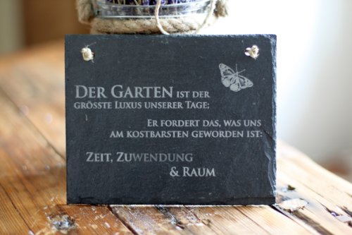 condecoro Schiefertafel schöner Gartenspruch -Garten ist der grösste Luxus unserer Tage Schiefer Schild Schmetterling
