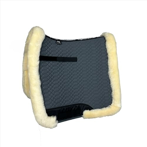 Engel Reitsport SCHABRA3-D-GRA-MED Lammfell Dressur Schabracke | fully lined, Fellkranz rundherum, robuster Baumwoll Steppstoff, Dressur, Stoff grau Fell med.