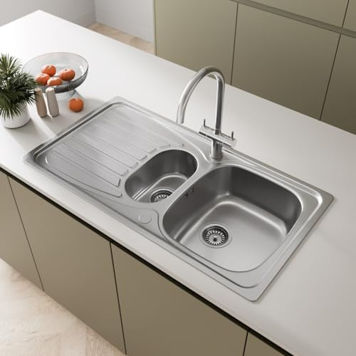 SÄUBER® 950 x 500mm Stainless Steel Kitchen Sink 1.5 Bowl, Inset Drop in Installation, Left Hand Drainer, Free Kitchen Strainer Wastes for Sinks