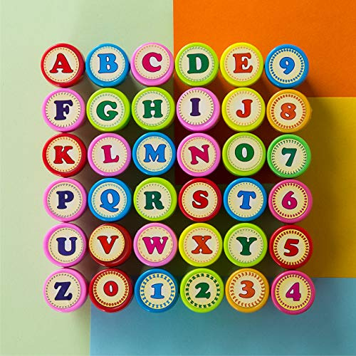 Kesote 36 Timbri per Bambini, 26 Lettere e 10 Numeri Timbri Auto Inchiostrazione in Plastica per Bambini per Giochi Educativi Fai da Te e Scrapbooking Gadget Compleanno