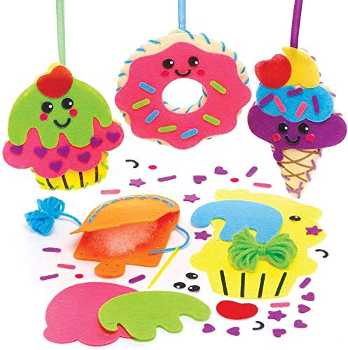 Baker Ross FE462 Süßes zum Nähen, Dekoration-Bastelsets, 4 Stück, Nähset für Kinder, kreative Aktivitäten für Kinder, ideales Kunst- und Handwerksprojekt