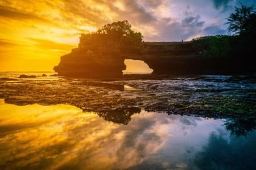 Acryl-Bild 90 x 60 cm: Tanah Lot Tempel am Meer bei Sonnenuntergang auf der Insel Bali, Indonesien. (84793933)