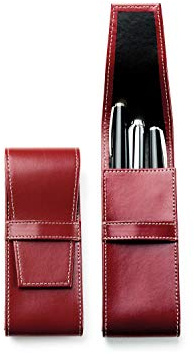 DELMON VARONE - Personalisierbares Schreibgeräteetui Cambridge Top Grain Leder Rot, Echtleder Stifteetui mit Verschlusslasche für 3 Schreibgeräte, Etui für hochwertige Kugelschreiber, Stifte & Füller