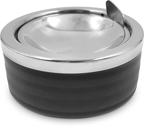 Grooved Black Classic Metal Ashtray with a Lid for Cigarettes - Windproof Outdoor Ashtrays Can Patio Outdoor Indoor Decorative Fancy Ash Tray