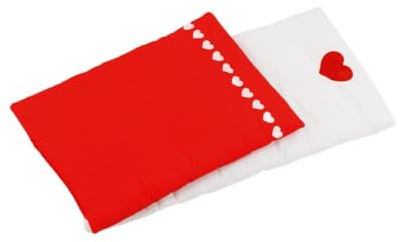 goki 51740 - Literie pour poupée - Rouge/blanc avec cœurs - Avec coussin, lit supérieur, lit inférieur