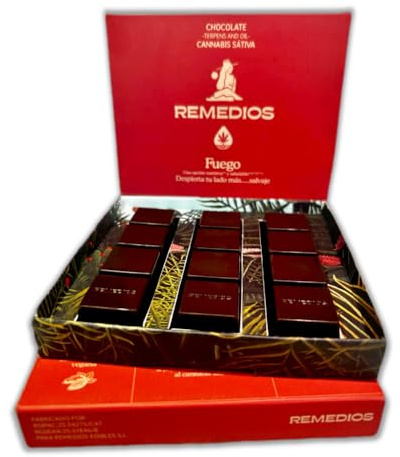 Chocolate Cannábico Remedios FUEGO – 3 Lingotes de Chocolate Negro con Gianduja y Crispy de Frambuesa (120 g)
