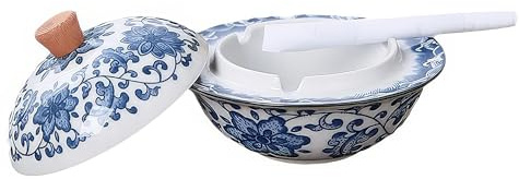 Chiorgone Vintage Blue and White Porcelain Ashtray with Lid - Chinese Feng Shui Floral Ceramic Windproof Ash Holder for Home, Office, Patio Decor