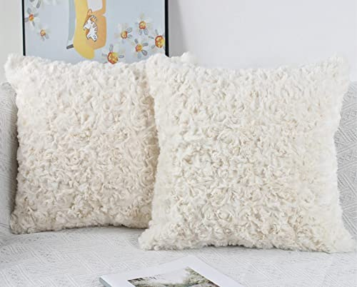 NIULAA Set of 2 Faux Fur Cushion Covers 45x45 cm Cream Decorative Pillow Covers 18x18 Inches Soft Fluffy Plush Decorative Cushion Cover for Sofa Bedroom Pillow Shell