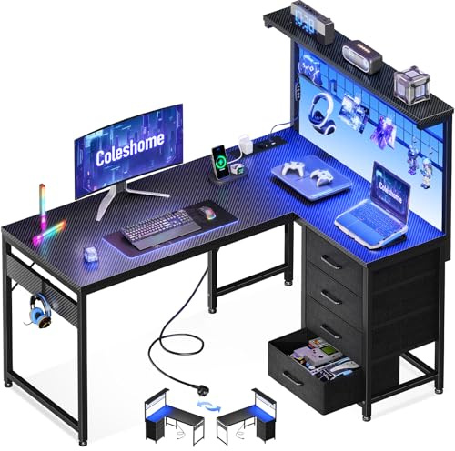 Coleshome Gamingbord med LED-belysning, Reversibelt Gamingbord med Lådor och Kontakter, Hörnskrivbord med Förvaringsfack (Svart kolfiber, 110x80cm)