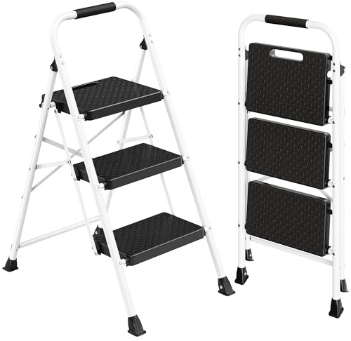 SONGMICS Escabeau en Acier, Marchepied Pliant à 3 Marches, Charge 150 kg | Charge Maximale 150 kg, pour Maison, Bureau, Jardin, 114 x 45,5 x 7,5 cm, Blanc, Collection BRODY GSL203WZ01