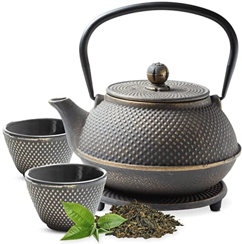 Tealøv Théière Fonte avec Infuseur 800 ML - Set complet dans une boîte cadeau - Service à Thé en Fonte - Entièrement Émaillée de l'Intérieur - Design De Style Japonais - Couleur: Noir/Or
