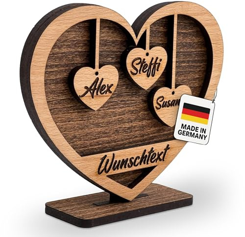 DARO Design - Herz mit Gravur aus Holz - Wunschtext und 3 Namen - Geschenk für Eltern, Großeltern, Oma, Opa, Enkel, Freunde, Liebe - Größe 15x12x4cm - Individuell, Persönlich