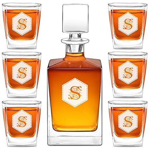 Maverton Carafe et Verres à whisky avec gravure Idee Cadeau Femme - 810ml Carafe Whisky + 6 Verre a Whisky 250 ml - Service personnalisé pour elle - Cadeau Anniversaire Femme - Verre a rhum - Initiale