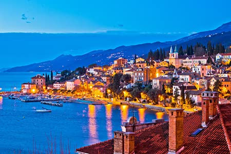 adrium Holz-Bild 140 x 90 cm: Stadt Vollosko Abends Waterfront View, Opatija Riviera von Kroatien (96752106)