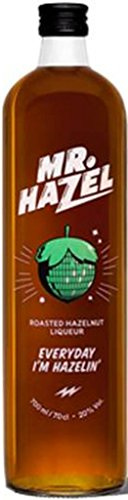 MR. HAZEL Haselnusslikör 700 ml, Roasted Hazelnut Liqueur aus echtem Haselnussbrand, Geröstete Haselnüsse, Vanille & Karamellnoten, Likör zum Pur Trinken & Verschenken
