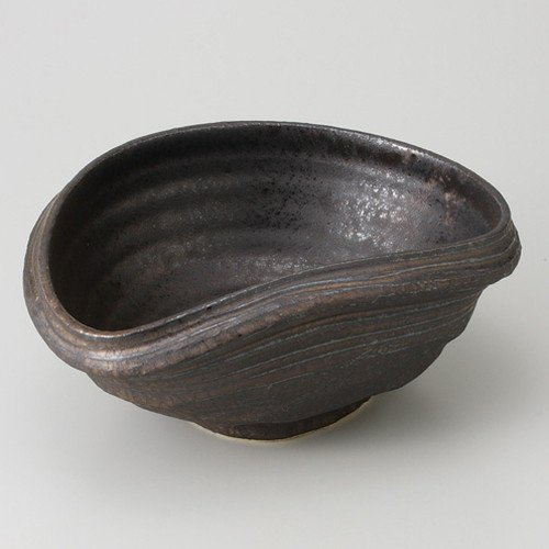 Lava Stream Curved Bowl [9.8 x 8.4 x 4.1 inches (24.8 x 21.3 x 10.5 cm), 42.9 oz (1,090 g), Planting Bowl] [Restaurants, Ryokan, Japanese Tableware, Restaurant, Commercial Use]