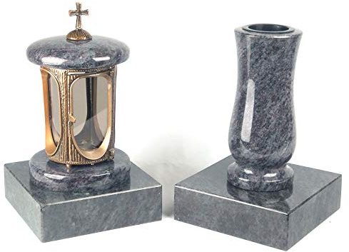 designgrab Runde Grablampe (messingfarben) mit Kreuz & Vase im Set mit 2 Granitsockeln 20×20×5 cm – handgefertigt & wetterfest – Orion – blaugrau