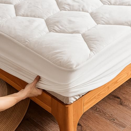 HOUSE 22 Quilted Mattress Protector King Size (150×200 cm) – Hypoallergenic & Soft Mattress Topper – Elastic Fitted Skirt with 30cm Deep Pockets