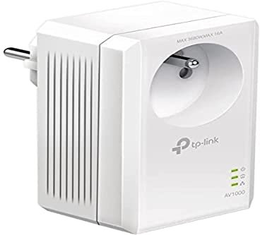 TP-Link Powerline 1000Mbps with 1 Gigabit Port and Integrated Socket - Ideal for Enjoy Multi-TV Service at Home, Compatible with All Boxes, TL-PA7017P (FR)