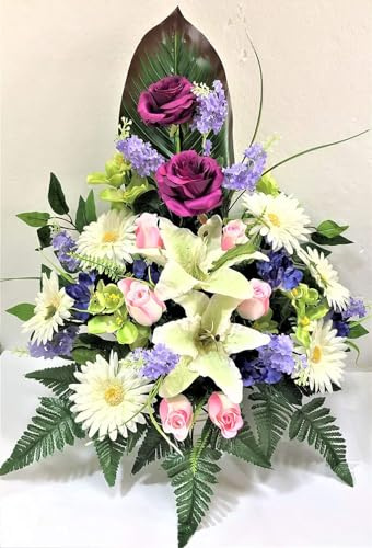 LBA Kunstblumenzentrum für Friedhof, auch für Kirchen, Allerheiligen. Maße: ca. 65 x 50 x 35 cm.