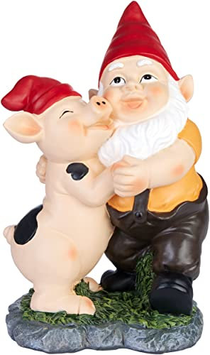 BRUBAKER Gartenzwerg Tanzt mit Ferkel - Zwerg mit Schwein - Gartenfigur Lustig - Dekoration Wetterfest für Garten Campingplatz - Gartendeko für außen - 24 cm groß