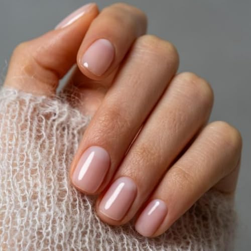 KQueenest Nude Rosa Press On Nails Kurz Eckig - Künstliche Nägel zum Aufkleben Kurz, Natürlich Einfarbig Fake Nails Fingernägel zum aufkleben, Glänzende Gel Full Cover Acryl Nägel für Frauen, 24 Stück