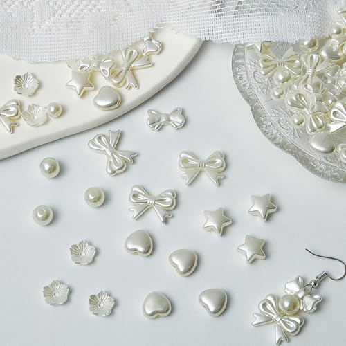 UNAZOVER 450 Stück ABS Weiße Perlen - Herz, Stern, Krawatte, Blumen, Rund zum Auffädeln für Armbänder, DIY-Schmuckherstellung, Deko Handwerk, Halsketten