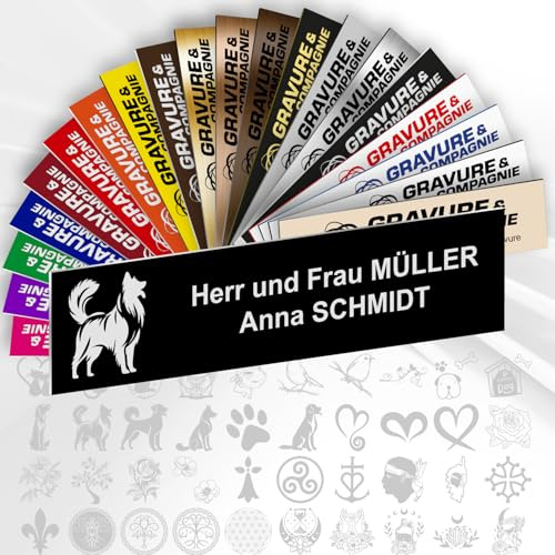 Briefkastenschild – Dekoratives PVC Namensschild mit Gravur (Name, Logo oder Motiv) – personalisierbar 1 bis 3 Zeilen – selbstklebend – 10 x 2,5 cm (Schwarz mit weißem Text + Design)
