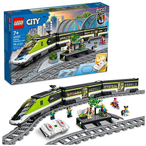 LEGO City Express Personenzug Set, 60337 Ferngesteuertes Spielzeug, Geschenke für Kinder, Jungen & Mädchen mit funktionierenden Scheinwerfern, 2 Reisebussen und 24 Schienenteilen
