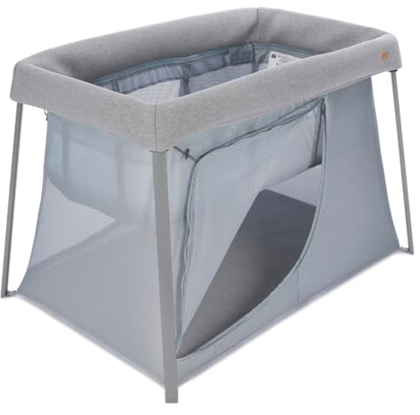 BÉABA, Lettino Da Viaggio 3 In 1, Culla Per Bambini, Letto Elevabile,Parco Giochi, Evolutivo,Leggero 6,8 kg, Pieghevole, Compatto,Borsa e Materasso Inclusi, Traspirante, Tessuto Oeko-Tex, Grigio Brezo
