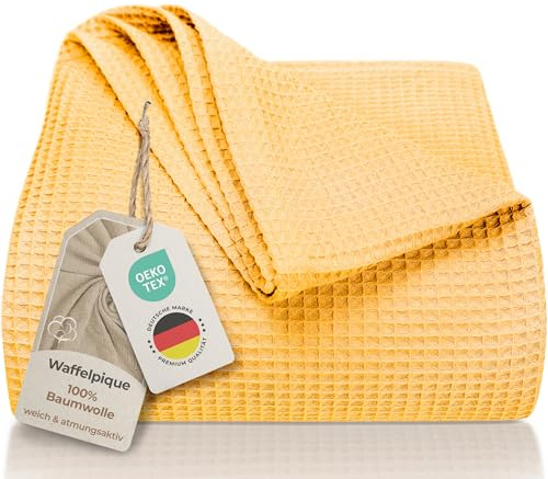 LAYNENBURG Premium Tagesdecke 220 x 240 cm XXL - Waffelpique 100% Baumwolle - leichte Wohndecke Waffeloptik - Baumwolldecke als Bett-Überwurf, Sofa-Überwurf, Couch-Überwurf - Sofa-Decke (gelb)