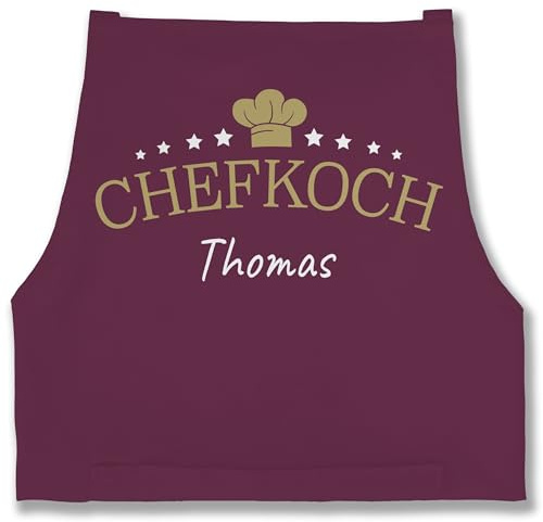 Geschenk mit Namen personalisiert by Shirtracer - Schürze - Kochschürze Herren Männer - Chefkoch mit Name I Geschenk für Koch