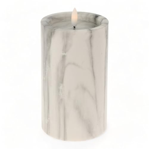 MIJOMA Candela a LED in elegante effetto marmo, con effetto fiamma realistica, luce bianca calda, timer 6/18, funzionamento a batteria, per una casa accogliente ed elegante (diametro 7,5 x altezza 15
