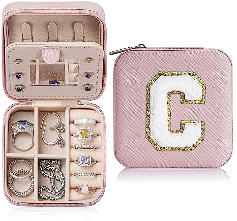 TINGN Schmuckkästchen Mädchen, Reise Schmuckaufbewahrung Rosa Schmuckschatulle Buchstaben C Schmuckkästchen Kinder Personalisiert Schmuckaufbewahrung Personalisiert Geschenke für Frauen Mädchen Kinder