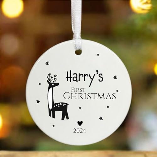 Luck and Luck Personalisierte Baby Erste Weihnachtskugel Porzellan Hängende Baumschmuck Baby Andenken Geschenk Rentier Kugel mit Namen