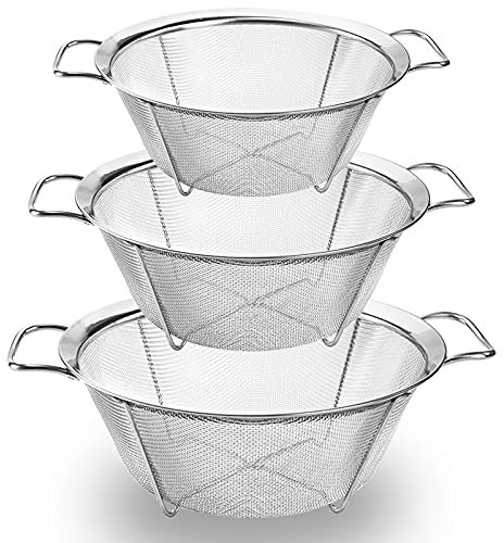 Dicunoy Set of 3 Strainers and Colanders, Stainless Steel Mesh Strainer Basket with Handle, Rice Strainer,Stackable Mesh Footed Colander for Rinse Food, Fruit, Vegetable, Strain, Drain (2.8/3.4/5.7L)