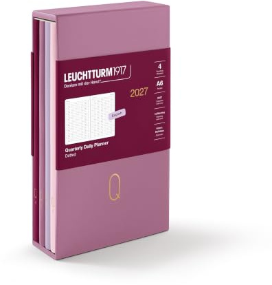 LEUCHTTURM1917 Quarterly Lot de 4 calendriers journaliers 2027 Pois Format A6 Couverture flexible (1 calendrier par trimestre) Shades of Rose Aperçu du calendrier 2027 Planification 12 mois Phases de