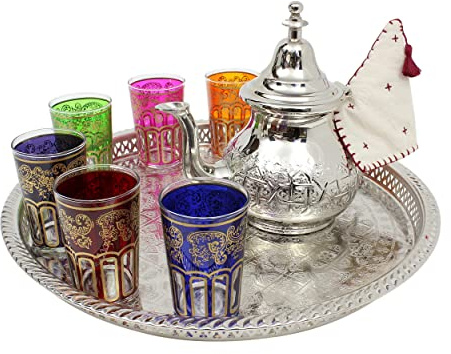 Service à thé marocain extra large : théière argentée avec filtre intégré et porte-théière, 6 verres à thé multicolores et plateau en argent, fait à la main au Maroc, coffret cadeau à thé à la menthe