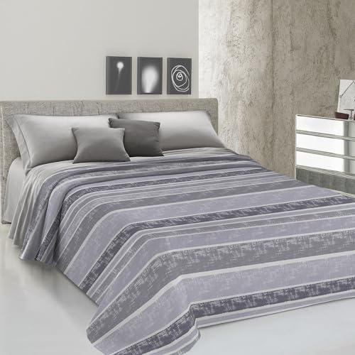 PENSIERI DELICATI Copriletto Matrimoniale 260 x 280 cm, 100% Cotone Pique, Ideale Come Telo Arredo, Coperta Salva Letto 2 Piazze, Fantasia Rodrigo Grigio, 100% Made in Italy