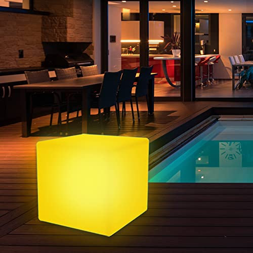 wuuhoo I LED Cubo Solare XL Luce Sgabello Kubi, 16 Colori e Telecomando + Batteria I Cubo Sgabello per Interno ed Esterno I LED Cubo Solare Illuminazione Giardino 20 x 20 x 20 cm