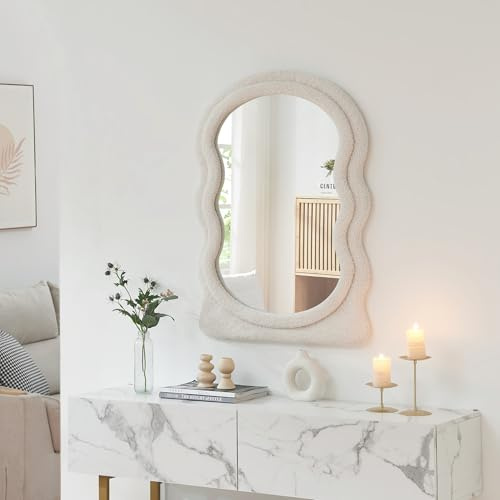 [en.casa] Miroir Mural Asymétrique Moderne avec Reflet Clair et sans Distorsion Cadre Incurvé Décoratif Maquillage Décoration Salon Chambre Salle de Bains Couloir MDF Tissu Peluche 80 x 60 cm Blanc