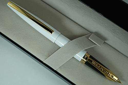 Sheaffer Taranis Aerodynamic Power, Sleek Style and Patent-pending Gripping Section Pearlescent Lacquer White, and 22KT Gold Trim Accent Fine nib Fountain pen