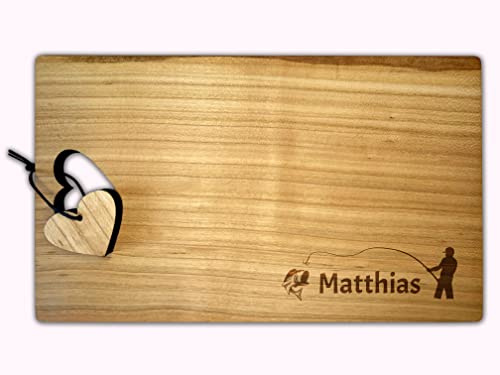 Schneidebrett Herz | ANGLER Holzbrett personalisiert mit Name graviert, Angel Geschenkidee Männer, Vatertag Hochzeit, Ostern, Weihnachten, Herzbrett, Frühstücksbrett Angelrute Petri Heil