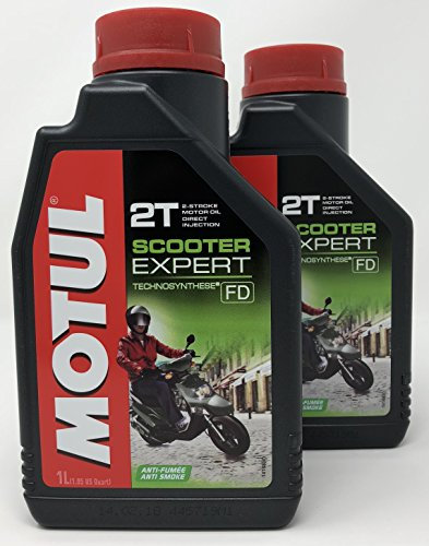Motul 2T Moto Oil Scooter Expert 2T, 2 Litri (2x1 lt)
