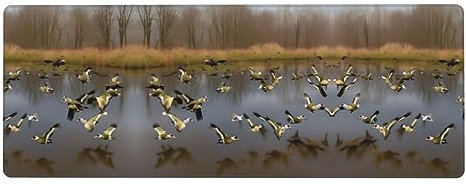 Große Tastaturmatte mit Jagd-Motiv fliegende Wildenten – glatte und langlebige Schreibunterlage & Gaming-Mauspad – wasserabweisend und leicht zu reinigen