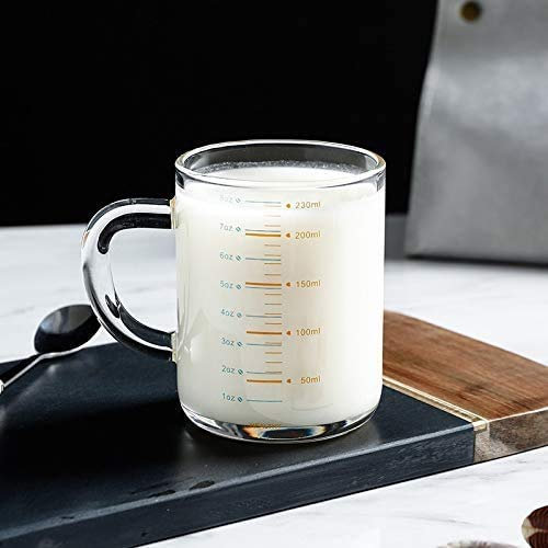 Tasse à Mesurer en Verre Tasse à Lait pour Enfant Adulte avec Echelle Cuisson Verre Doseur Résistant à la Chaleur Verre Micro-Ondes Tasse Expresso Transparent Mug à Boire Café Boisson 230ML (Coloré)