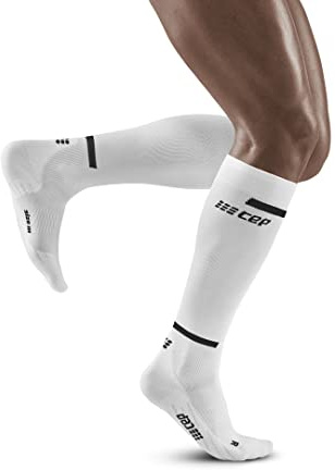 CEP - THE RUN COMPRESSION SOCKS TALL für Herren | Lange Laufsocken in weiß mit Kompression | Regenerierende Kompressionsstrümpfe für Männer | Gr. III | M