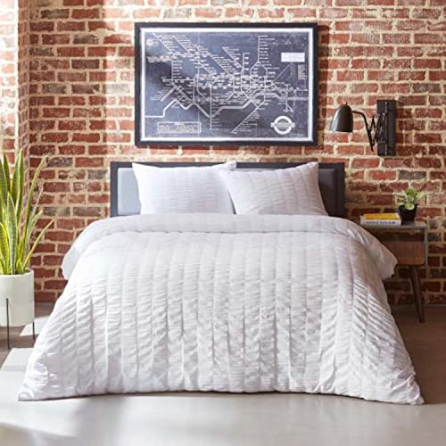City Scene - Twin Duvet Cover Set, Seersucker Textured Bedding with Matching Shams, Dorm Essentials (Orleans White)