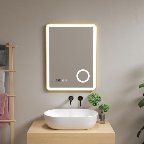 pro.tec LED Badspiegel Pescara Schminkspiegel mit Beleuchtung 3 Lichtfarben vertikal Wandspiegel für Badezimmer rechteckig 60 x 80 cm Goldfarben beschlagfrei Lichtspiegel mit Lupe Uhranzeige