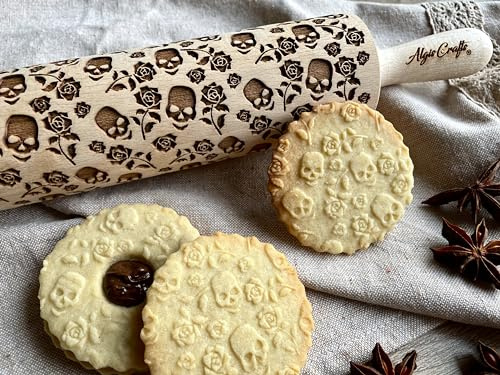 Mattarello Legno Goffrato CRANIO CON LE ROSE | Mattarello Inciso | Rullo per Biscotti e per Modellare | Mattarello per Halloween | Mattarello Decorativo per Biscotti di Algis Crafts
